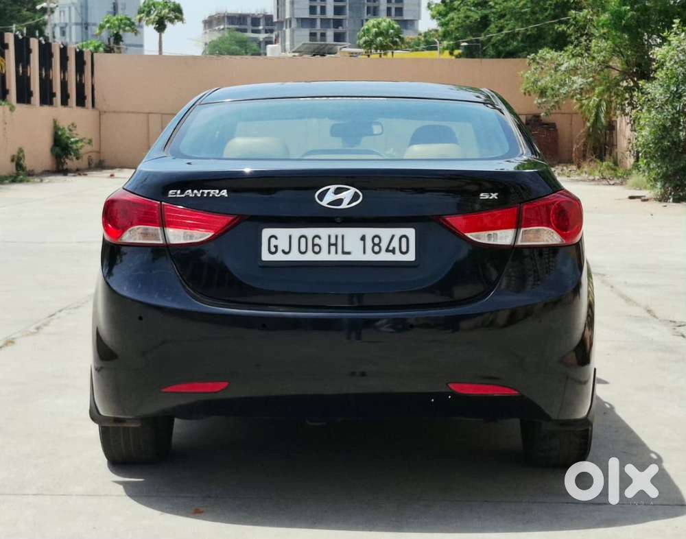 Hyundai Elantra 2.0 S, 2014, Petrol