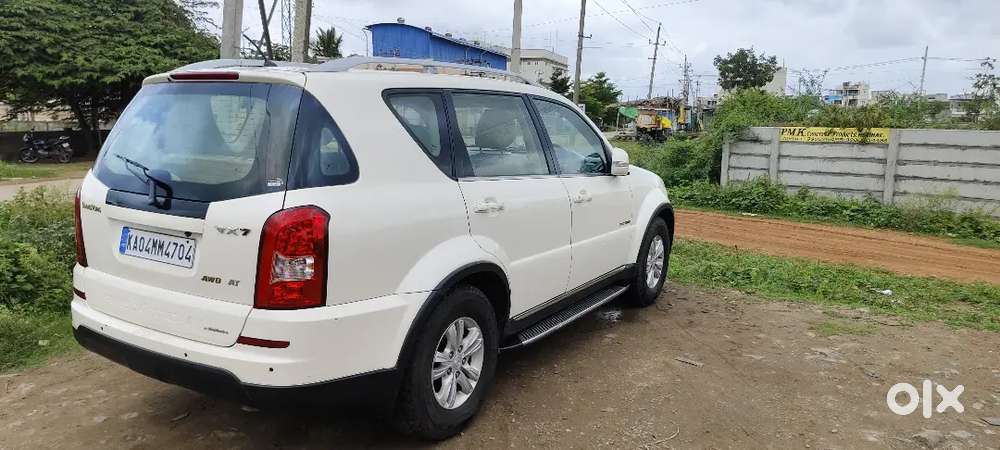 Mahindra Rexton 2013 Diesel 75500 Km Driven