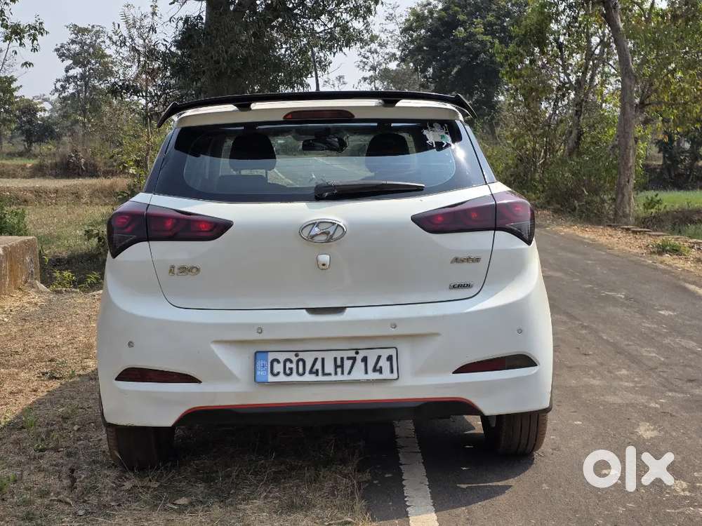 Hyundai Elite I20 2016 Diesel 100450 Km Driven