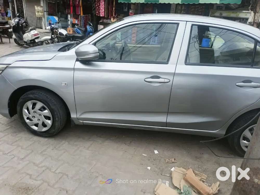 Nov.2018 Model Good Looking Nyc Family Car