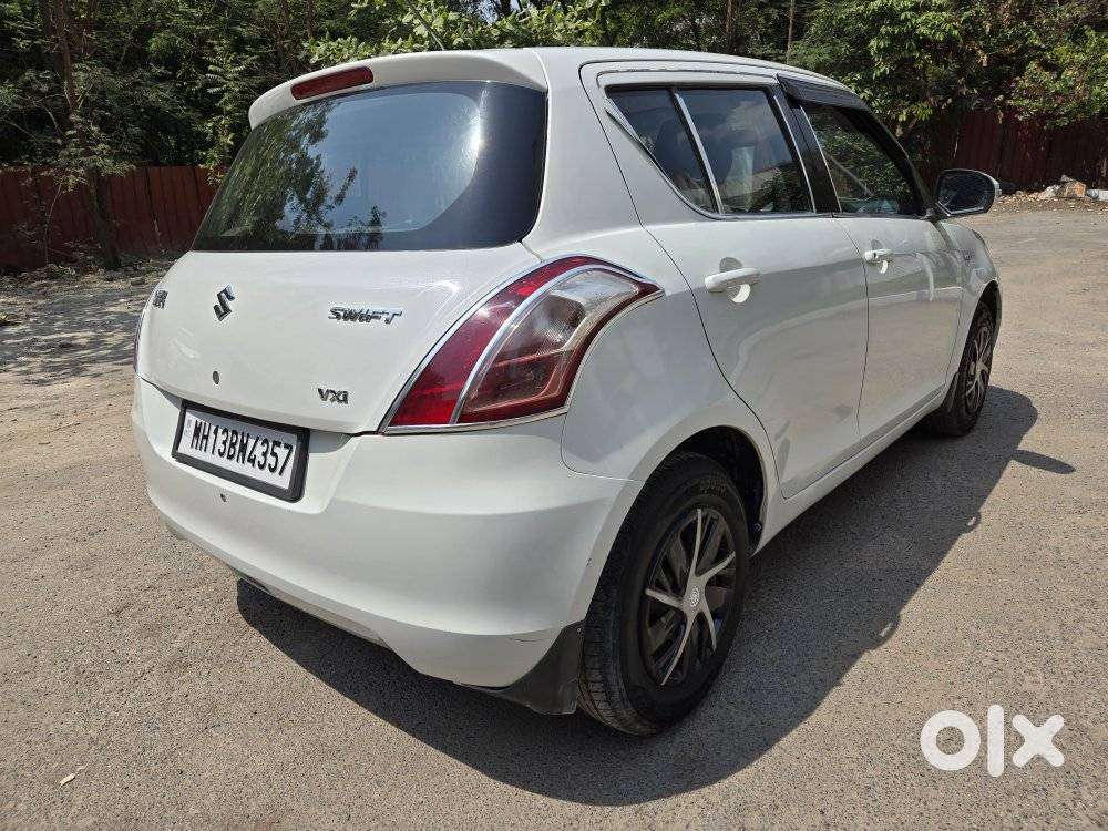 Maruti Suzuki Swift Vxi + Manual, 2015, Cng & Hybrids