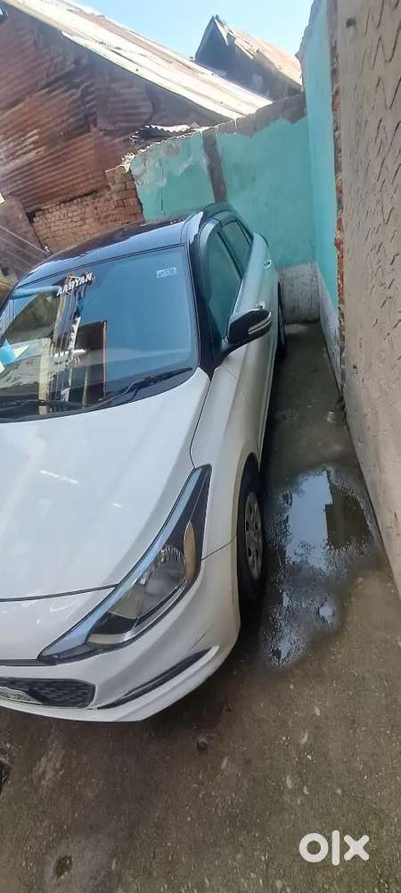 Hyundai New I20 Sportz Petrol Manual 2017