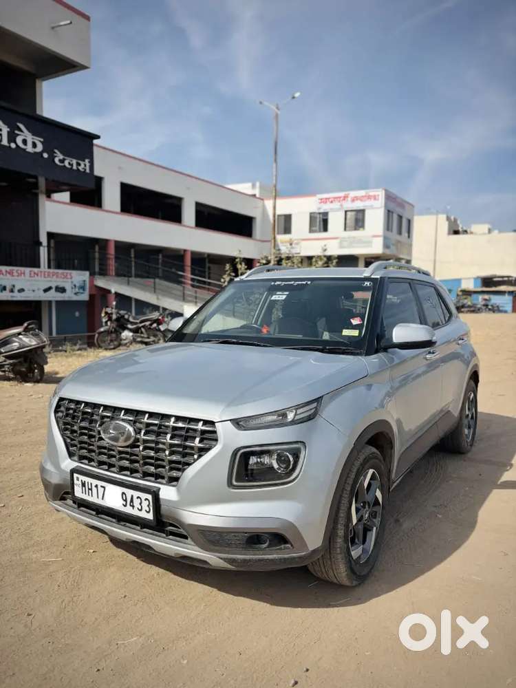 Hyundai Venue 2020 Diesel Well Maintained