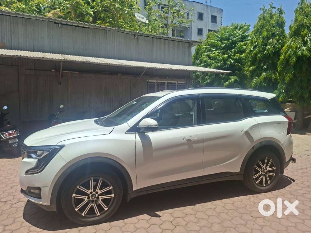 Mahindra Xuv700 Ax7 L Petrol At 7-seater  Top Variant  Excellent Con