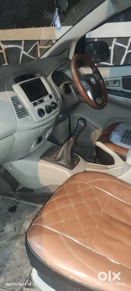 Toyota Innova Diesel 2012