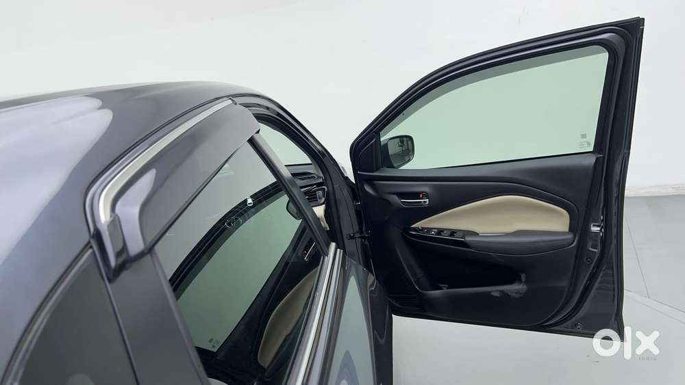 Toyota Glanza 1.2 V Amt, 2025, Petrol