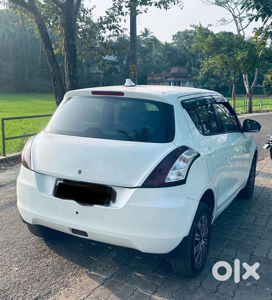 Maruti Suzuki Swift 2017 130000 Km Driven