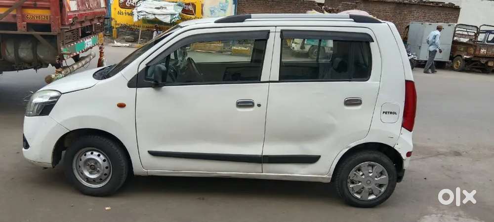 Maruti Suzuki Wagon R Lxi 2011 Year Model