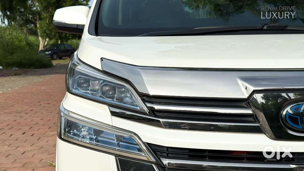 Toyota Vellfire, 2021, Petrol