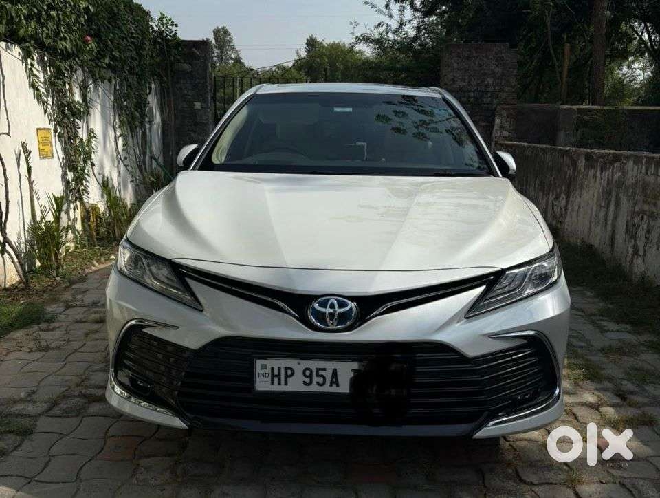 Toyota Camry 2.5 Hybrid, 2024, Petrol