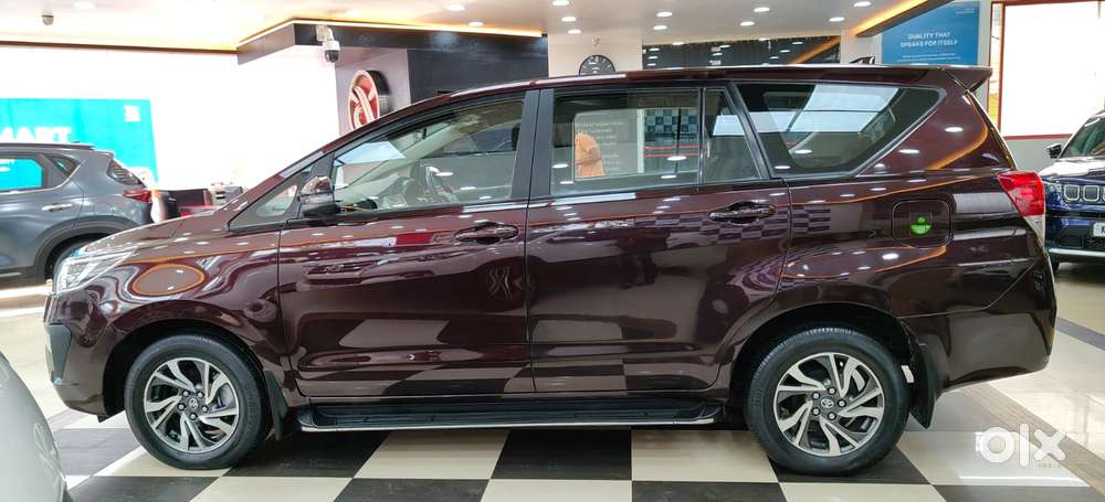Toyota Innova Crysta 2.7 Gx Mt, 2021, Petrol