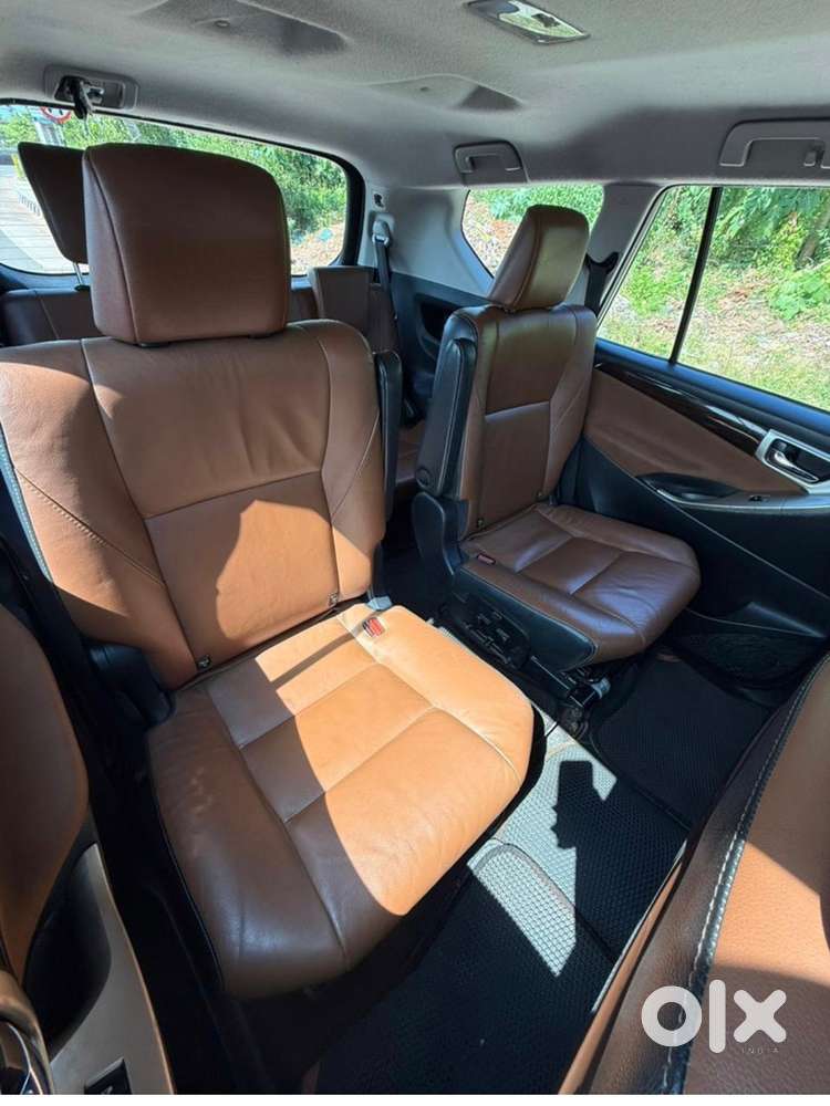 Toyota Innova Crysta 2017