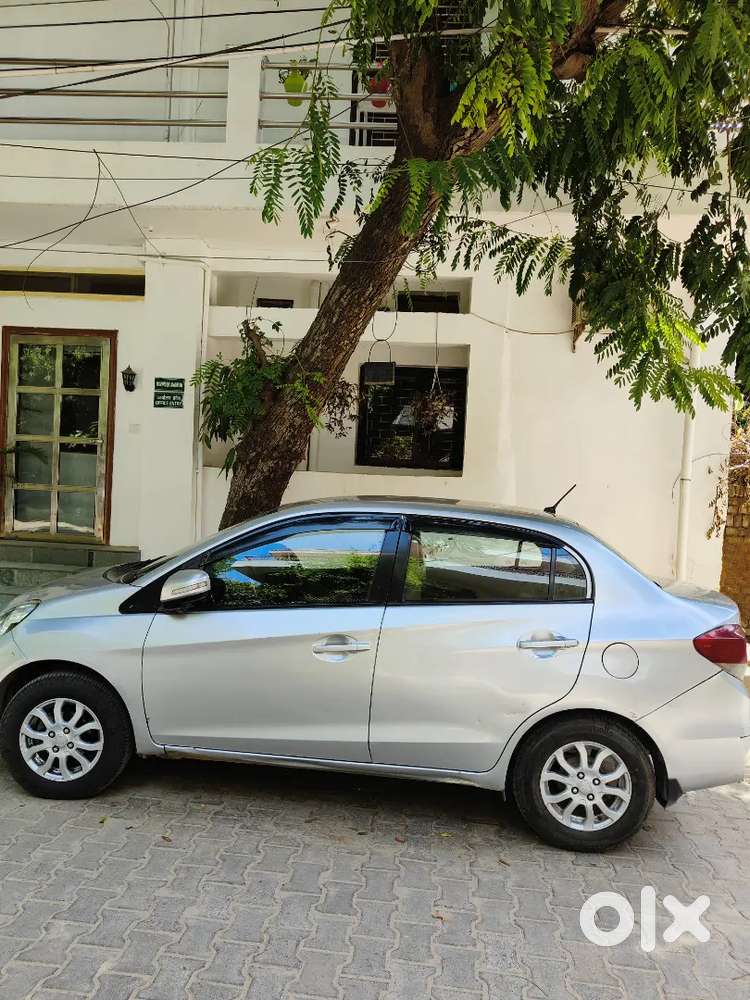 Honda Amaze 2013