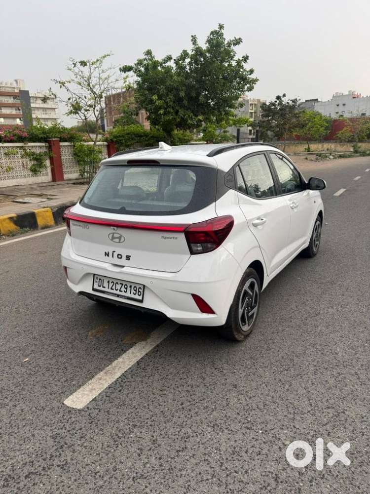Hyundai Grand I10 Nios Amt Sportz, 2025, Petrol