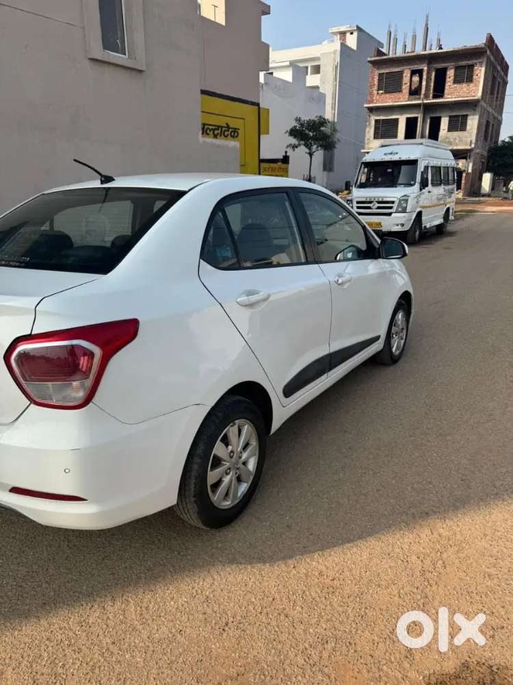 Hyundai Xcent 2014 Petrol Well Maintained