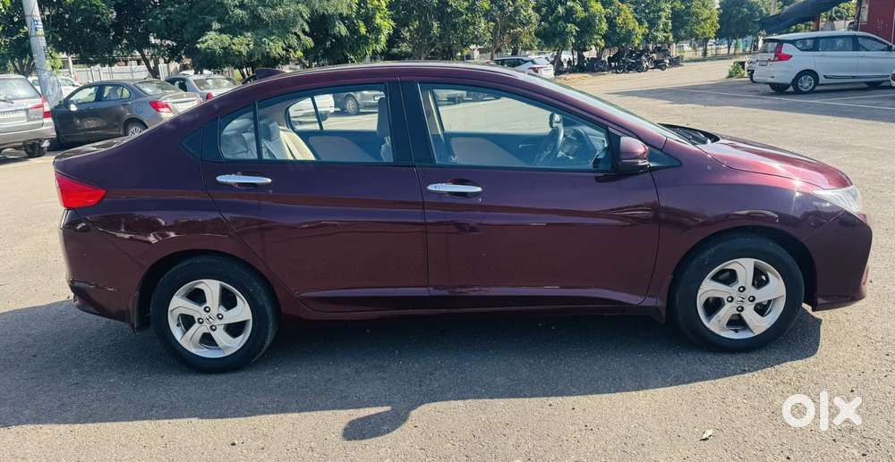 Honda City V Mt, 2014, Petrol