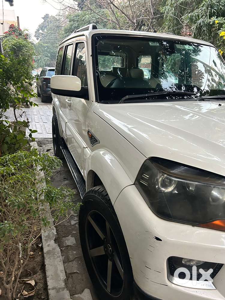 Mahindra Scorpio Diesel 2015
