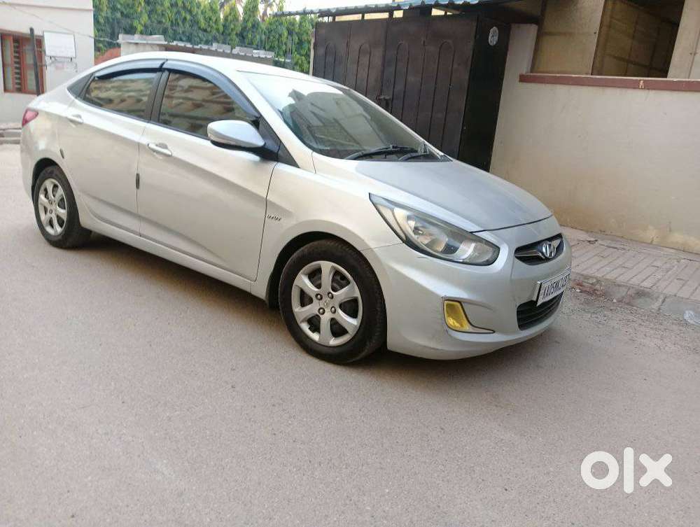 Hyundai Fluidic Verna 1.6 Vtvt S, 2011, Petrol
