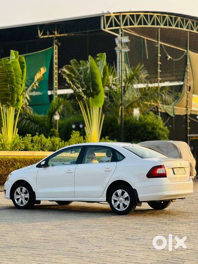Skoda Rapid 1.0 Tsi Active, 2021, Petrol