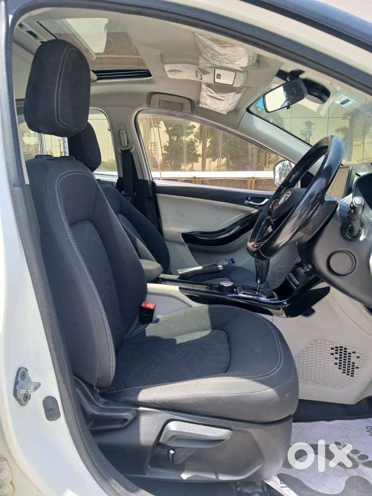 Tata Nexon 1.2 Revotron Xza Plus (o) Amt, 2021, Petrol
