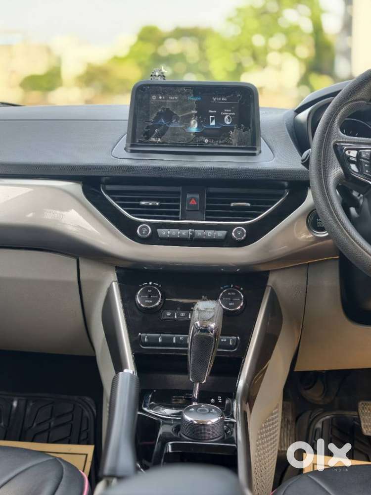 Tata Nexon 1.2 Revotron Xza Plus, 2019, Petrol