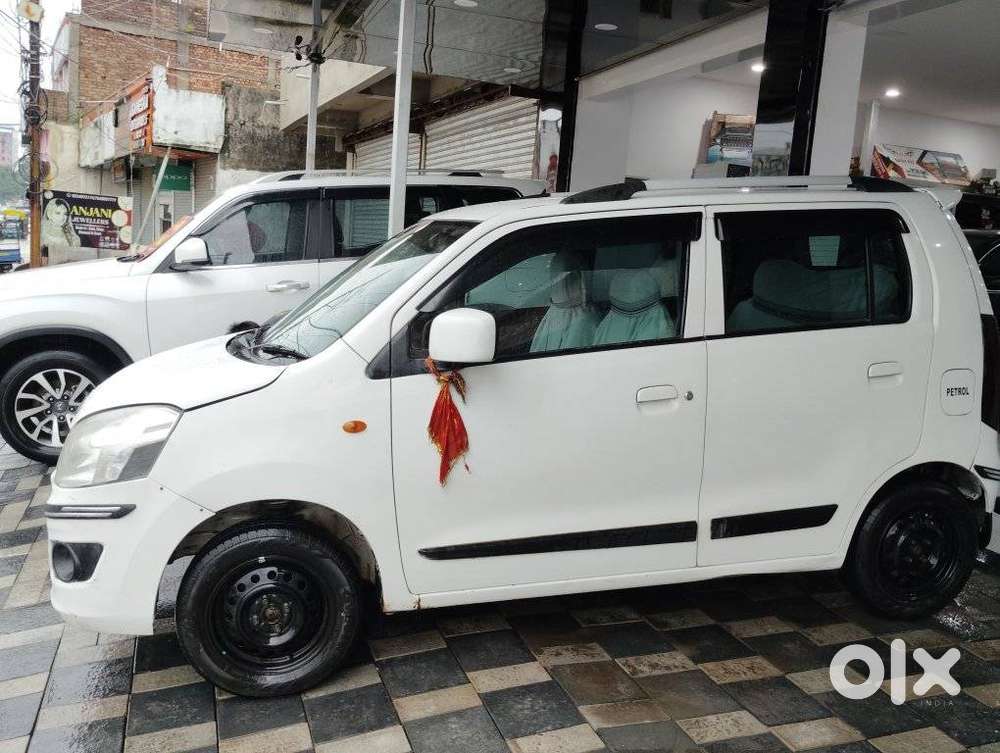 Maruti Suzuki Wagon R Vxi Mt 1.0l, 2015, Petrol