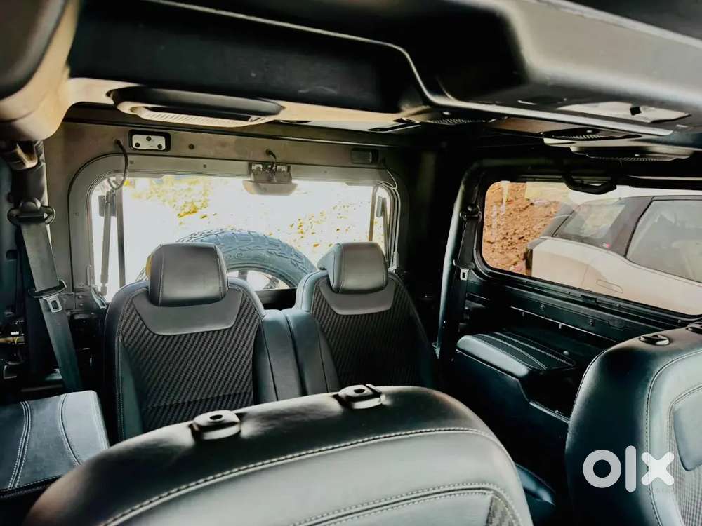 Mahindra Thar Crde 2023