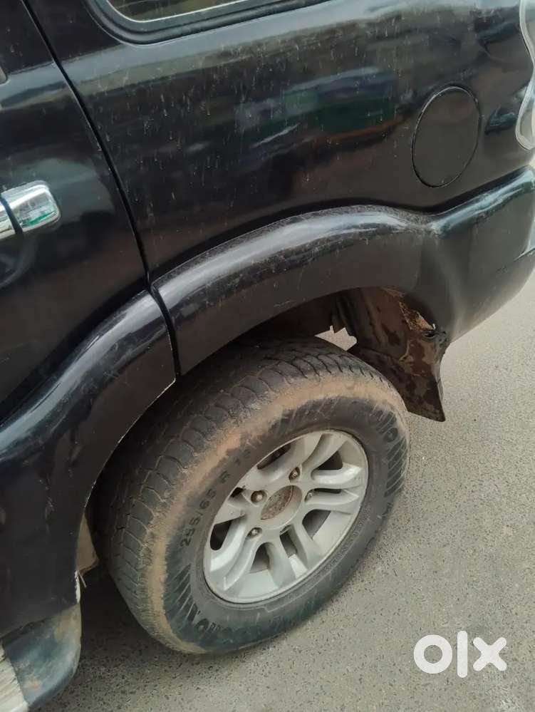 Mahindra Scorpio 2005 Diesel 99999 Km Driven