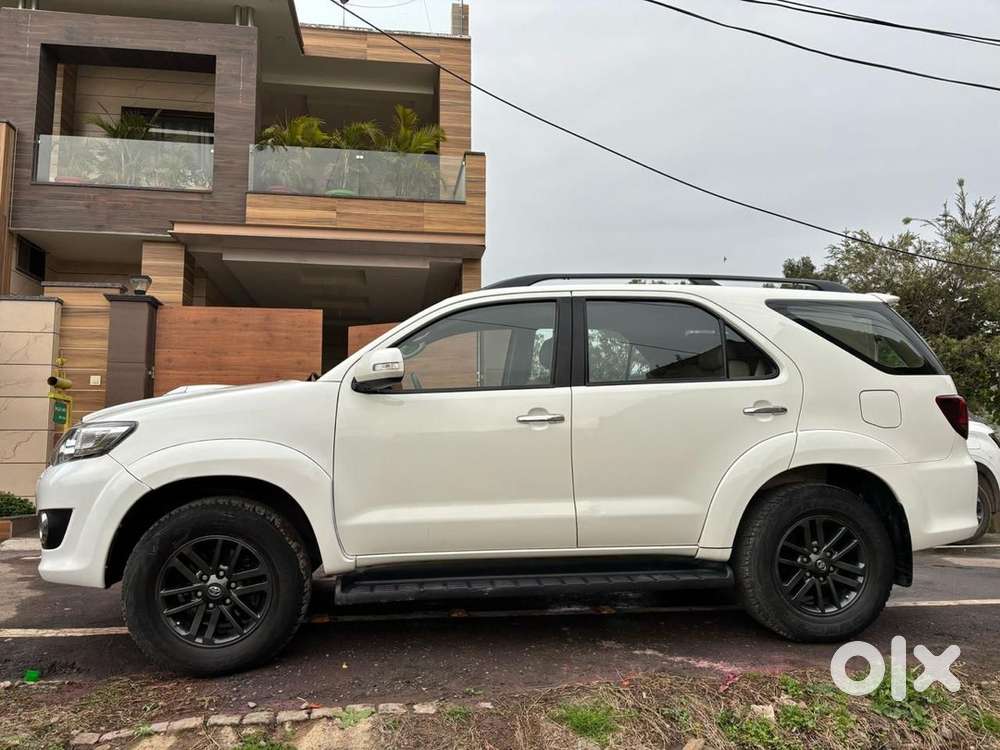 Toyota Fortuner Diesel 2014
