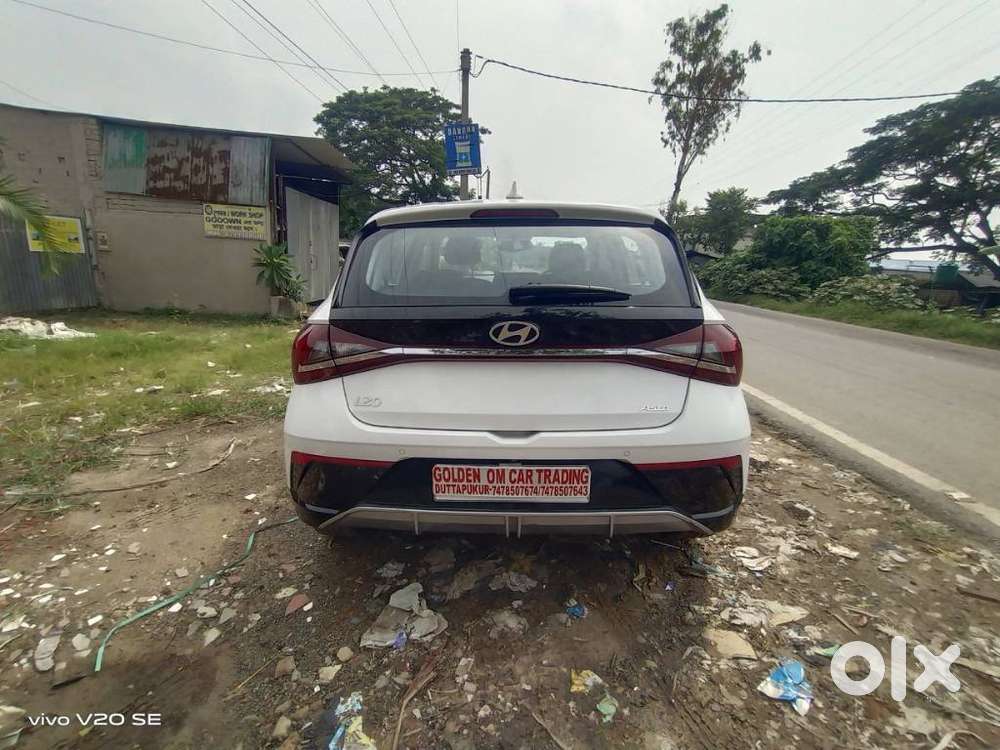 Hyundai I20 Asta (o) 1.2 Mt, 2024, Petrol