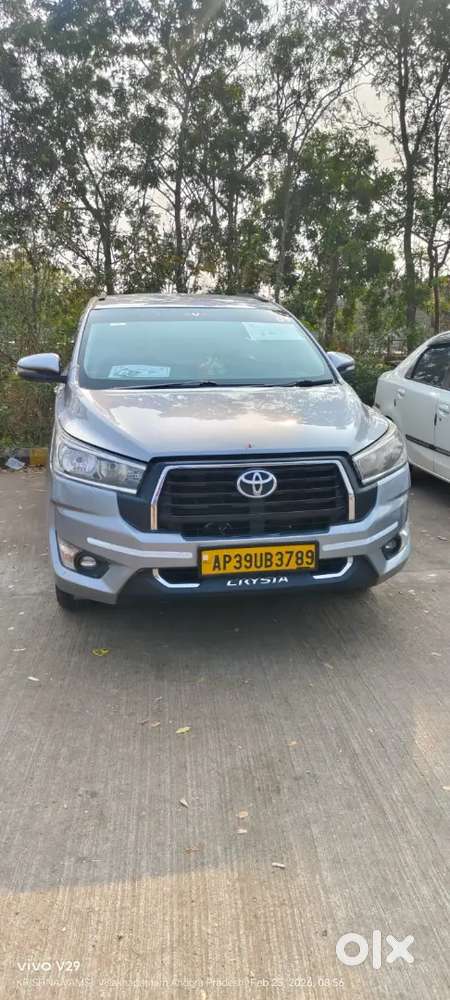 Toyota Innova Crysta 2017 Diesel 171000 Km Driven