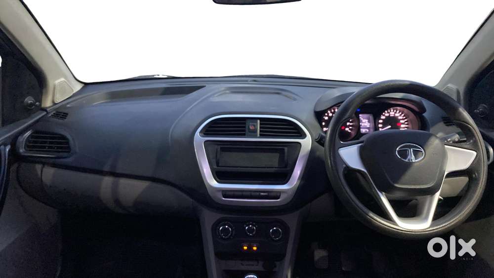 Tata Tiago 1.2 Revotron Xm, 2017, Petrol