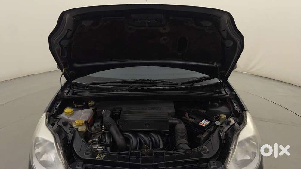 Ford Figo Petrol Zxi, 2013, Petrol