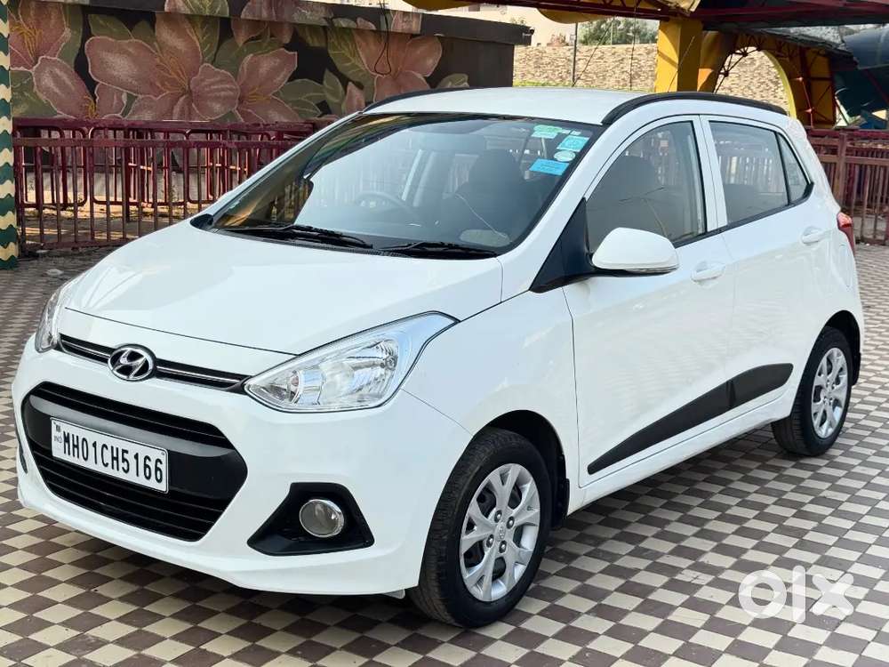 Hyundai I10 Sportz 2016 Petrol First Owner