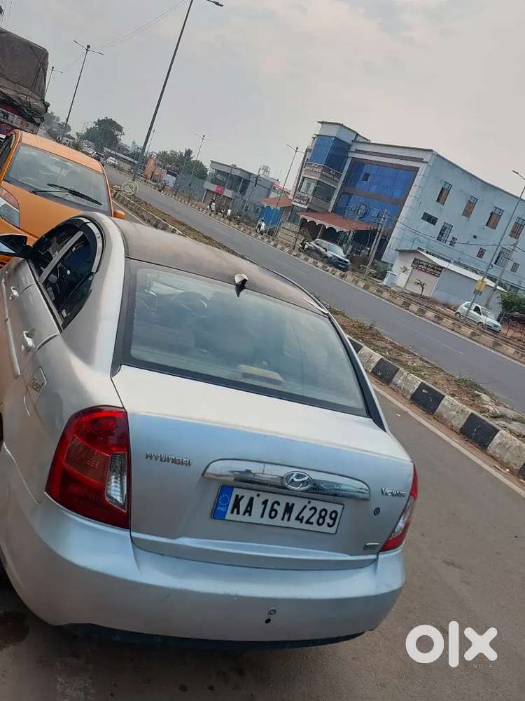 Hyundai Verna 2008 Diesel 180000 Km Driven