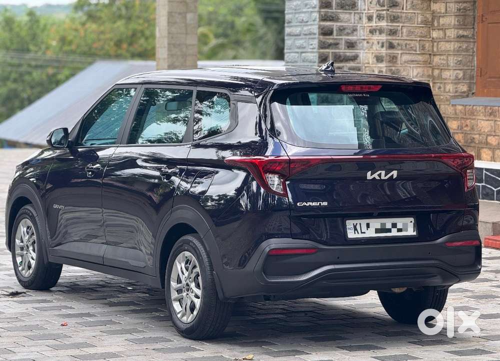 Kia Carens 2024