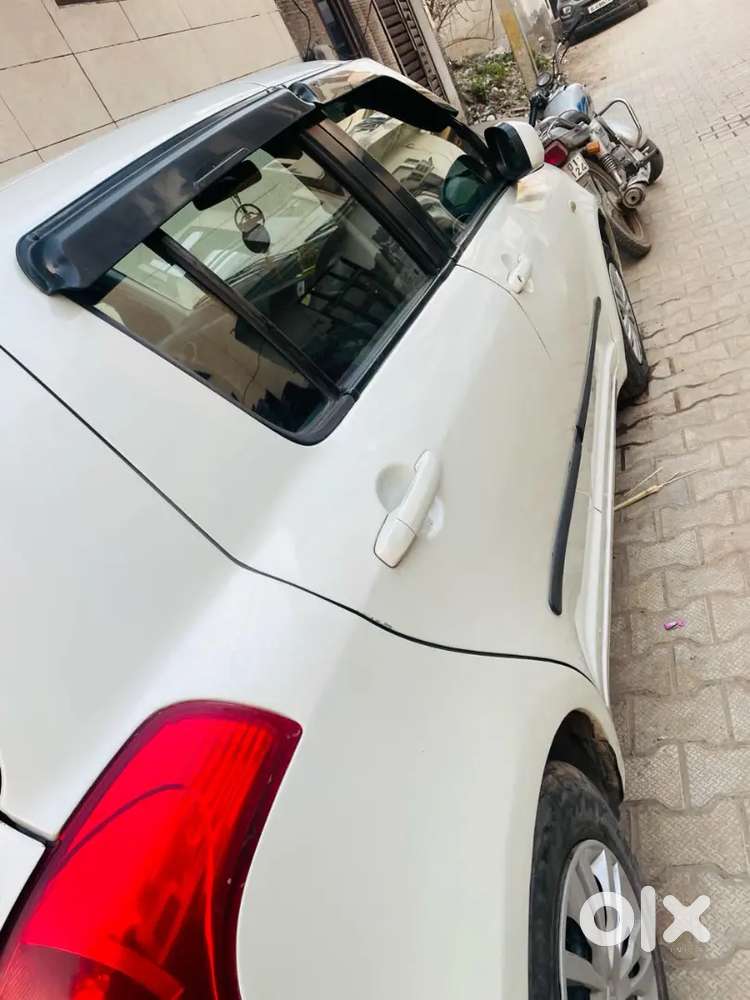 Maruti Suzuki Swift 2010