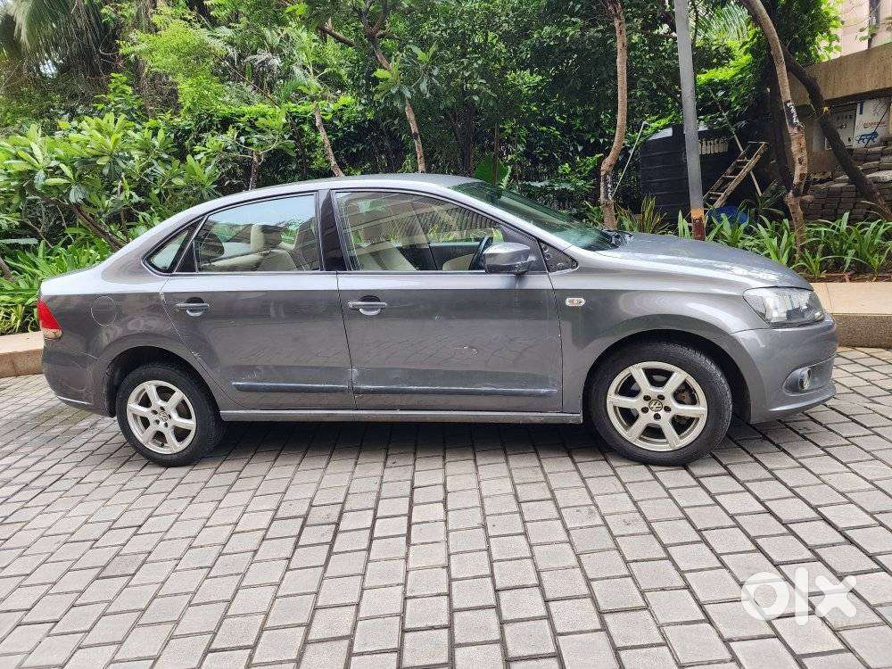 Volkswagen Vento 1.5 Highline Plus At 16 Alloy, 2013, Cng & Hybrids