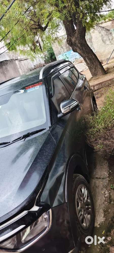 Kia Carens Petrol 2023