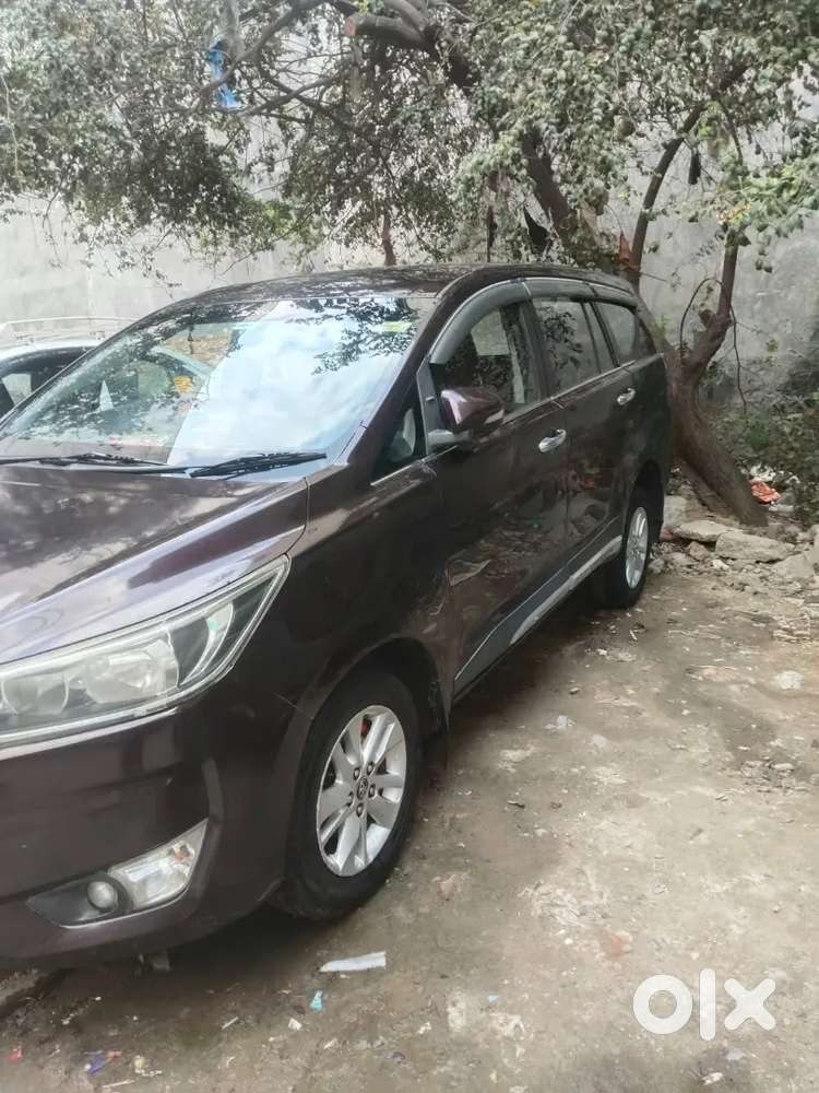 Toyota Innova Crysta 2017 Diesel 145000 Km Driven
