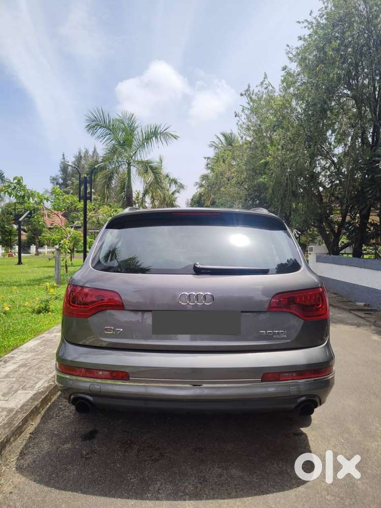 Audi Q7 Well Maintained.