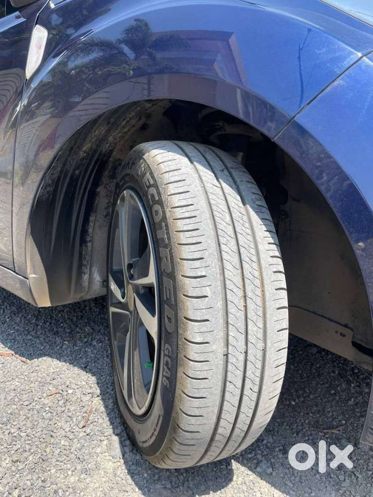 Tata Altroz Xz Plus (s), 2024, Petrol