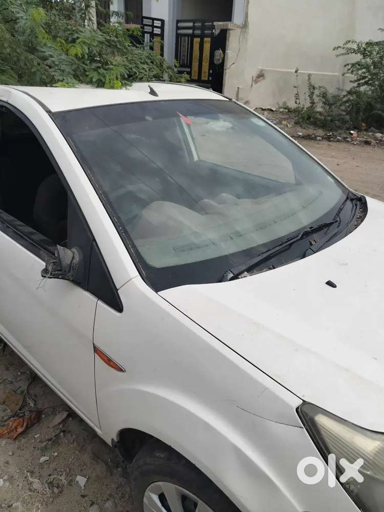 Maruti Suzuki Zen Estilo 2012 Petrol