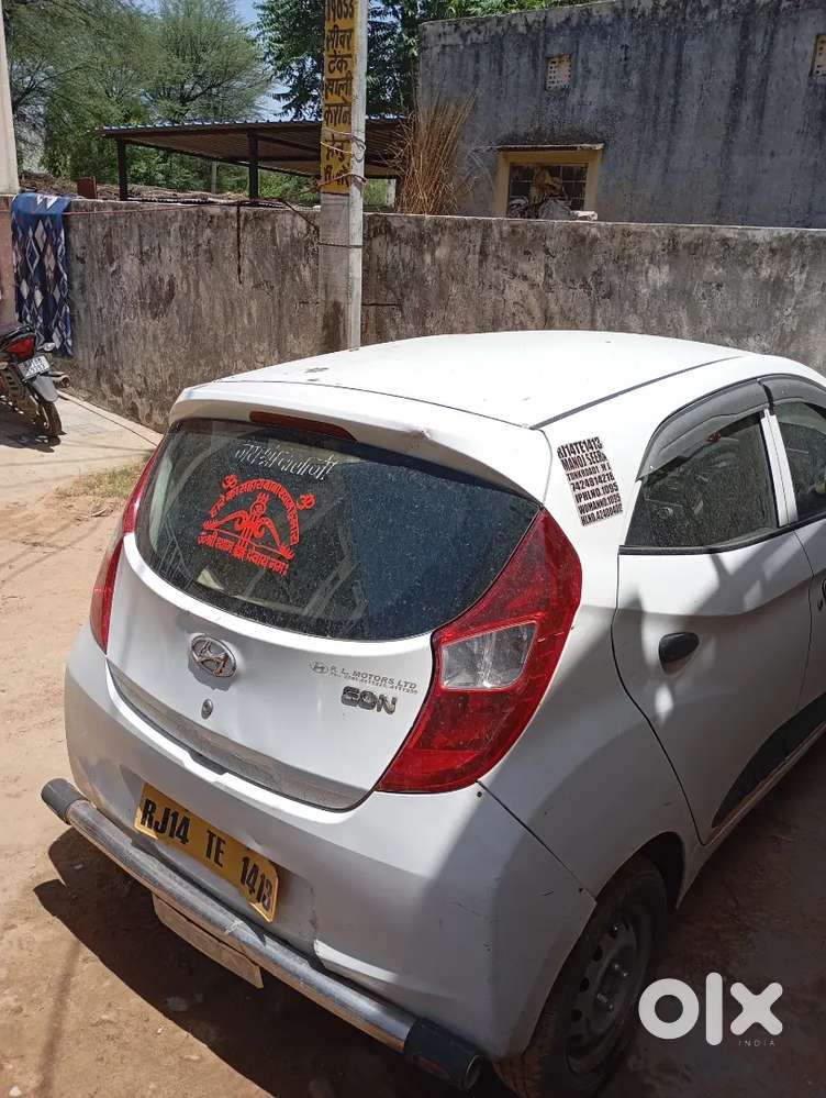 Hyundai Eon 2017 Petrol 150000 Km Driven