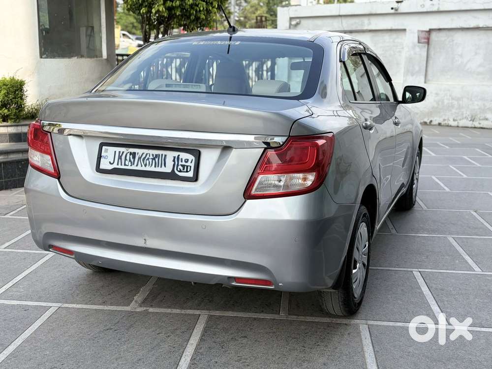 Maruti Suzuki Swift Dzire Vxi Optional, 2022, Petrol