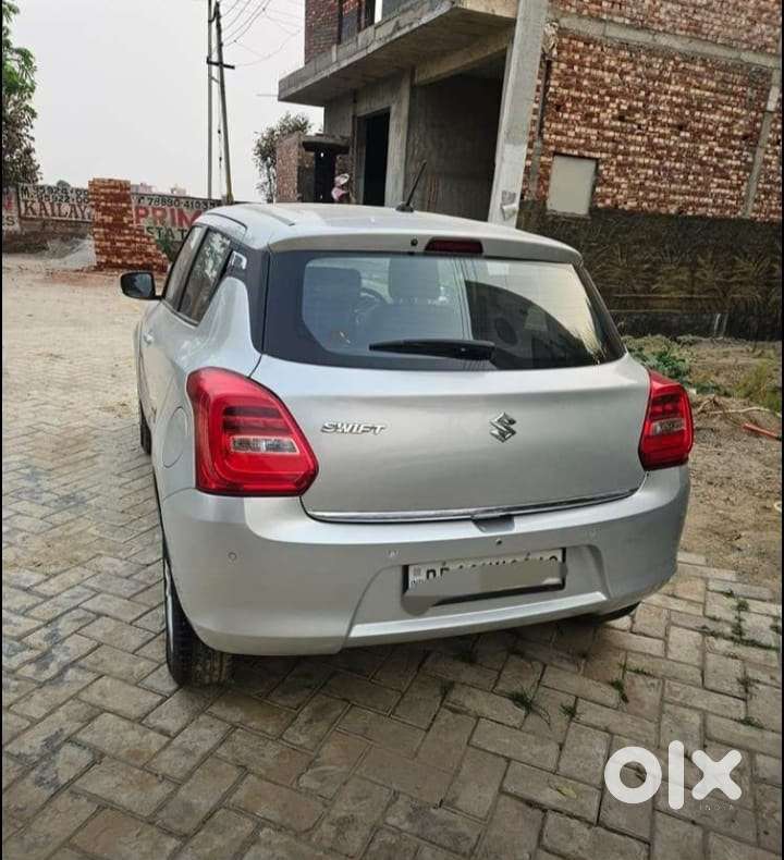 Maruti Suzuki Swift Zxi Plus Amt Dual Tone, 2022, Petrol