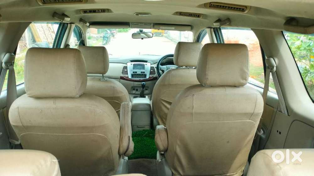 Toyota Innova 2.5 V 7 Str, 2012, Diesel