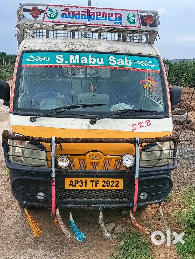 Mahindra Maxx 2016 Diesel 100000 Km Driven
