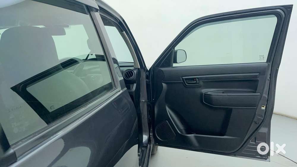 Maruti Suzuki S-presso Vxi At, 2021, Petrol