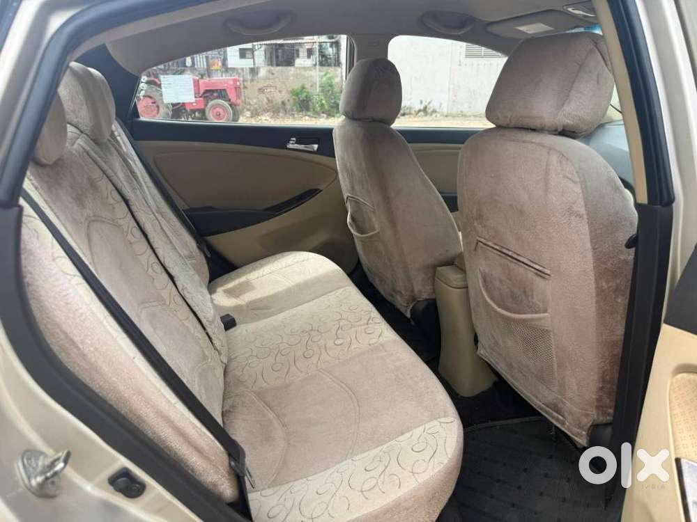 Hyundai Fluidic Verna 1.6 Vtvt S (o) Automatic, 2013, Petrol